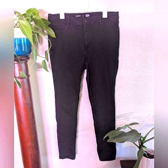 Old Navy Jeans Sz 16 Long High Rise Rockstar Super Skinny Tummy Control Black - Picture 1 of 5